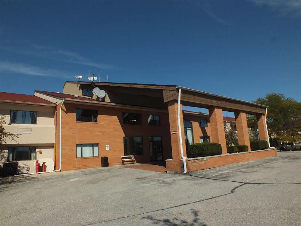 Travelodge Indianapolis Castleton מראה חיצוני תמונה